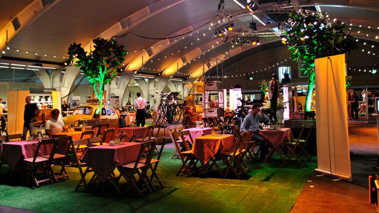 Een corporate festival bij 1931 congrescentrum Brabanthallen feestlocatie in Den Bosch.